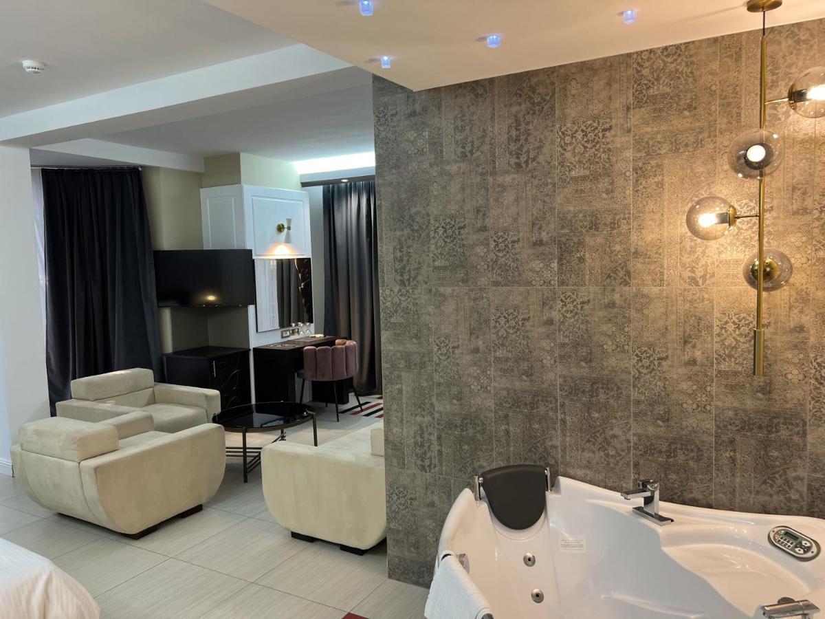 אוהריד Aleksandar Villa & Spa מראה חיצוני תמונה